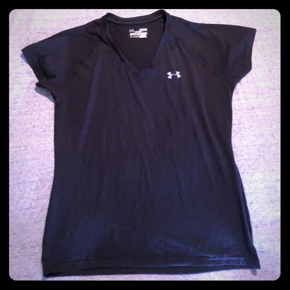 Under Armour dri-fit tee. Size M